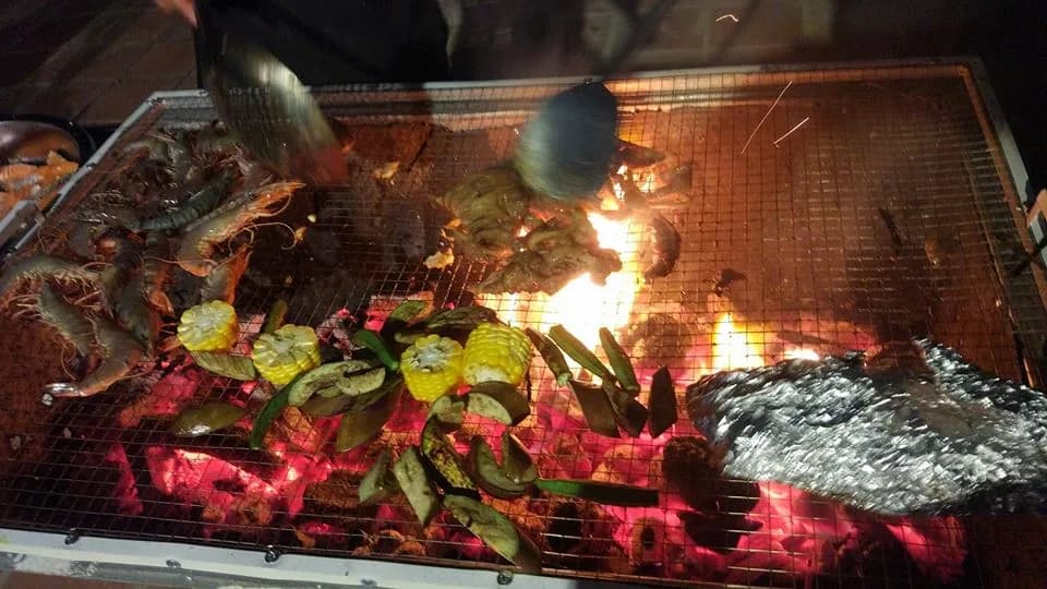 Tiệc nướng BBQ