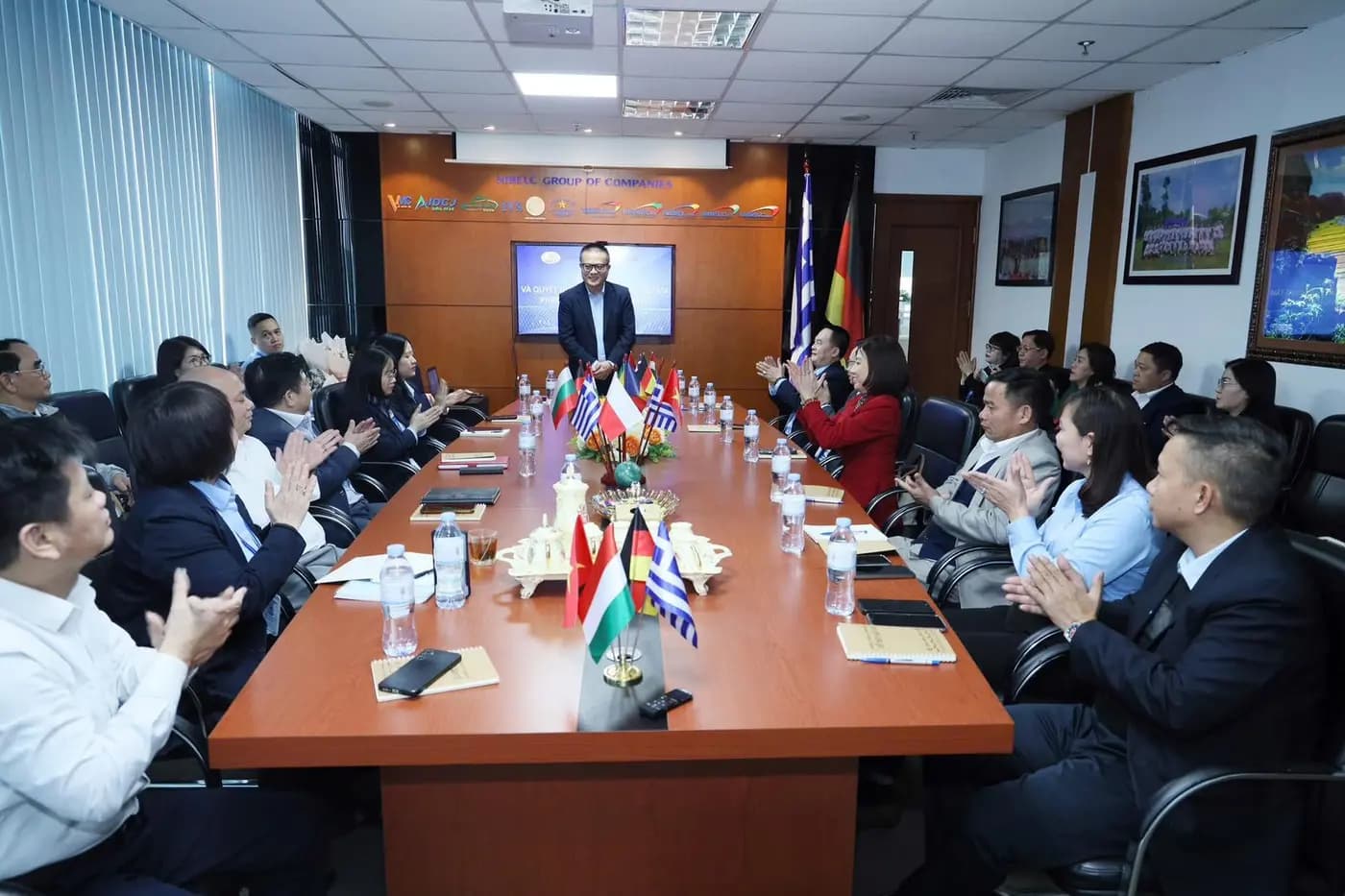 Hợp tác quốc tế