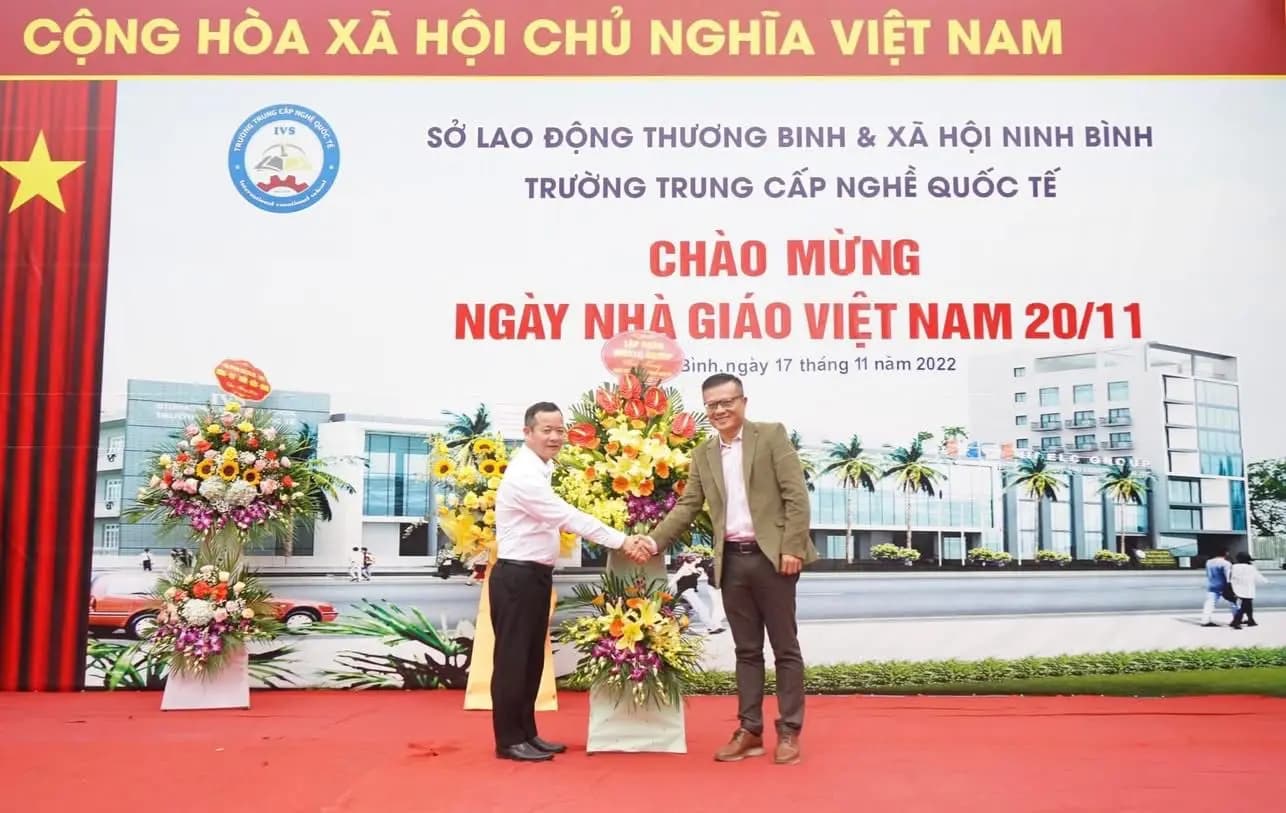 Trung cấp nghề Quốc tế (IVS)